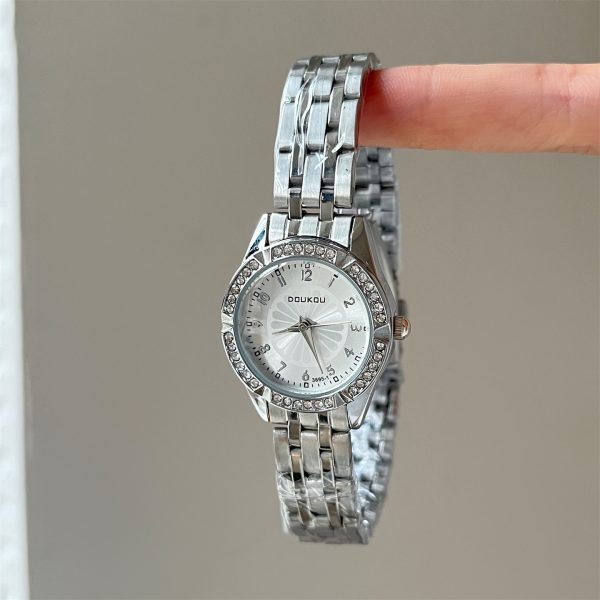 Reloj de mujer Escarcha en plata con bisel de cristales — NEXO SV El Salvador