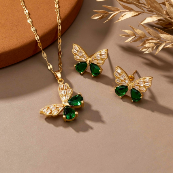 Conjunto de collar y aretes con colgante de mariposa de 3 piezas